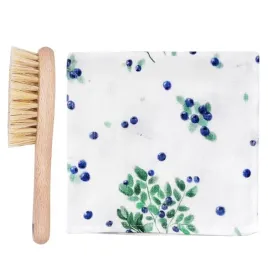 lullalove-szczotka-na-ciemieniuche-myjka-jagodki