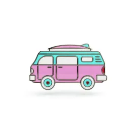 pinets-travel-collection-przypinka-rozowy-camper-wakacje-podroz-kamper