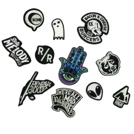 zestaw-11-naszywki-termo-reka-fatimy-napis-ufo