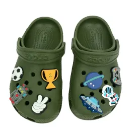 zestaw-przypinki-do-crocs-8-szt-dodatki-chlopiece