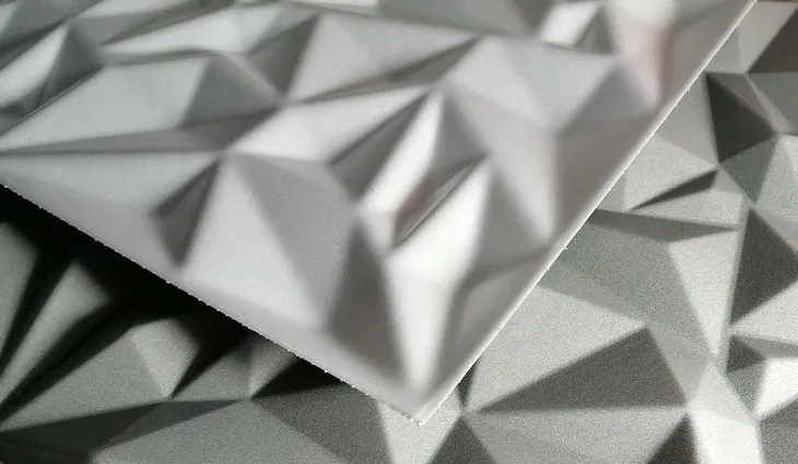 kaseton-scienny-panele-scienne-3d-ametyst-szary-2m2-gama-kolorystyczna-odcienie-szarosci-i-srebra