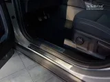 nakladki-progowe-do-ford-kuga-3-stal-producent-avisa