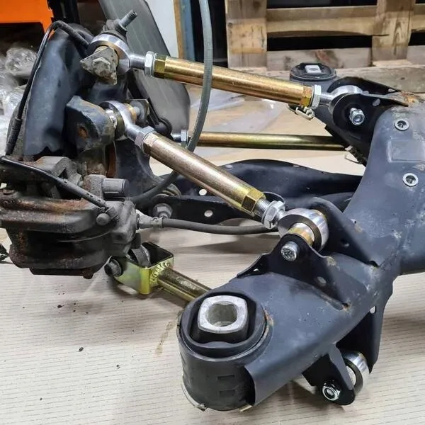 regulowane-wahacze-e38-e39-e60-camber-arms-negatyw