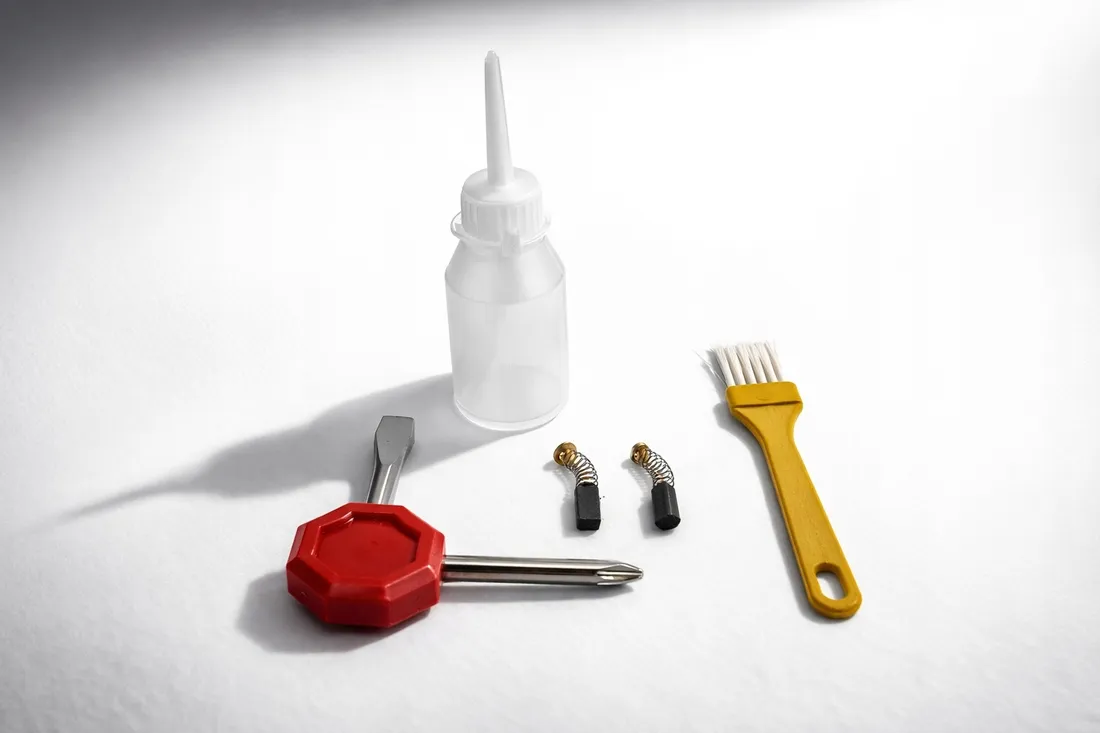 maszynka-do-strzyzenia-zwierzat-psow-owiec-koni-plynna-regulacja-1100w-stan-nowy