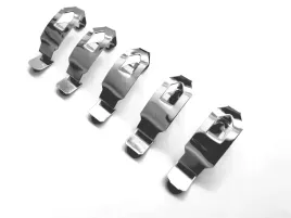 klipsy-uchwyty-mocujace-do-antyram-1-kpl-100-szt