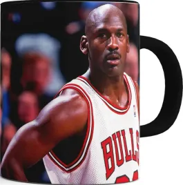 kubek-czarny-srodek-ucho-michael-jordan-05