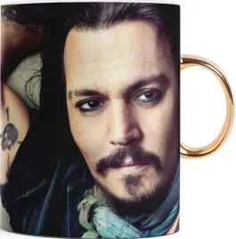 kubek-zlote-ucho-johnny-depp-02