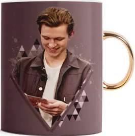 kubek-zlote-ucho-tom-holland-01
