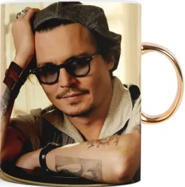 kubek-zlote-ucho-johnny-depp-04