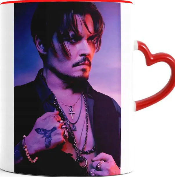 kubek-czerwone-serce-johnny-depp-10