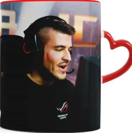 kubek-czerwone-serce-izak-cs-go-04