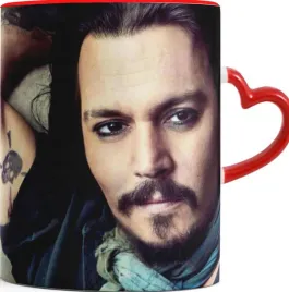 kubek-czerwone-serce-johnny-depp-02