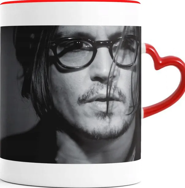 kubek-czerwone-serce-johnny-depp-07