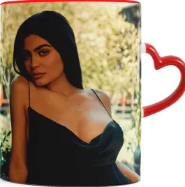 kubek-czerwone-serce-kylie-jenner-02