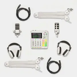 rode-podcaster-bundle-white-zestaw-do-produkcji-podcastow