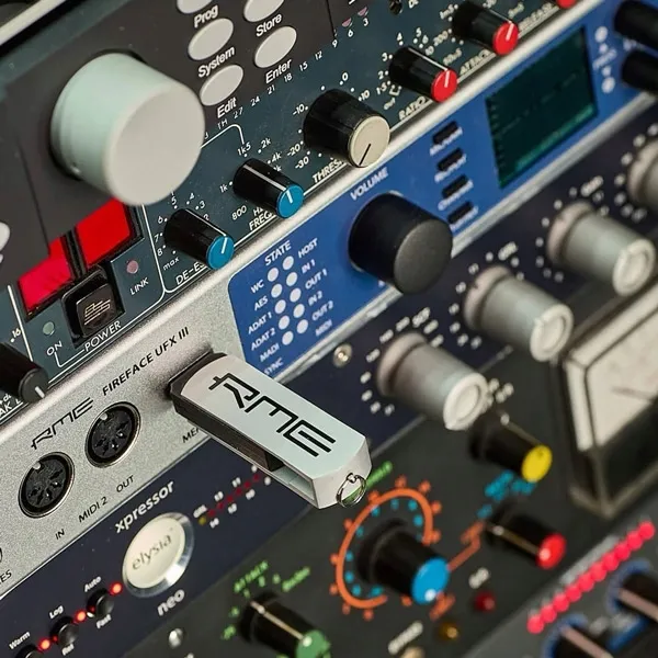 rme-fireface-ufx-iii-interfejs-audio-usb-stan-nowy