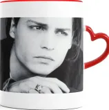kubek-czerwone-serce-johnny-depp-01