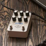 ua-uafx-astra-modulation-machine-efekt-modulator-stan-nowy-kod-producenta-uafx-astra-modulation-machine