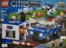 zestaw-klockow-cities-swat-akcja-policyjna-221-elementow