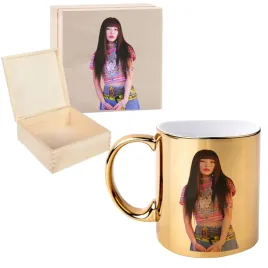 kubek-zloty-pudelko-m2p-kpop-02-prezent