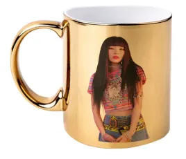 kubek-zlotyprezent-m2p-kpop-02