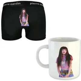 kubek-bialy-bokserki-l-m2p-kpop-02-prezent