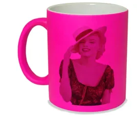 kubek-neon-rozowy-prezent-m2p-marilyn-monroe-12