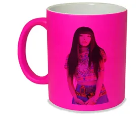 kubek-neon-rozowy-prezent-m2p-kpop-02