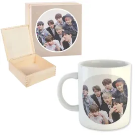 kubek-bialy-pudelko-m2p-kpop-04-prezent
