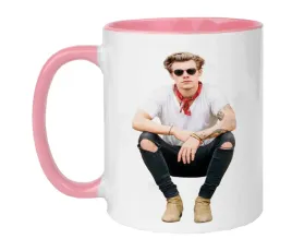 kubek-rozowe-ucho-i-dno-m2p-harry-styles-06