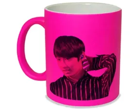 kubek-neon-rozowy-prezent-m2p-kpop-08