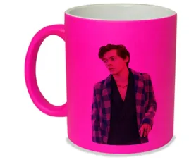 kubek-neon-rozowy-prezent-m2p-harry-styles-04