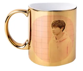 kubek-zlotyprezent-m2p-kpop-07