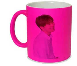 kubek-neon-rozowy-prezent-m2p-kpop-12