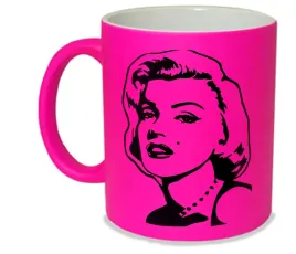kubek-neon-rozowy-prezent-m2p-marilyn-monroe-01