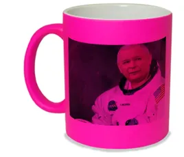kubek-neon-rozowy-prezent-m2p-kaczynski-04