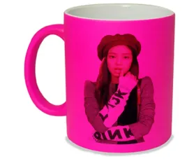 kubek-neon-rozowy-prezent-m2p-kpop-01