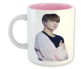 kubek-bialy-rozowe-dno-m2p-kpop-05