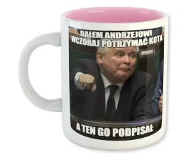 kubek-bialy-rozowe-dno-m2p-kaczynski-03