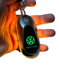 elegancki-brelok-vw-led-zapalniczka-zarowa-volkswagen-brelok-3-kolory-nowy