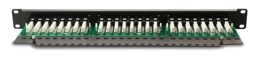 patch-panel-getfort-pgf-6autp24-b5-czarny-szafy-rack-stan-nowy
