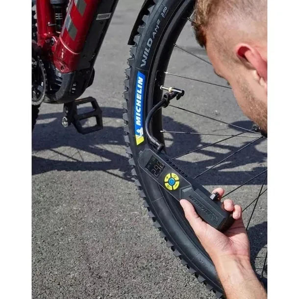 kompresor-rowerowy-samochodowy-pompka-sprezarka-powerbank-usb-michelin-kod-producenta-w33382