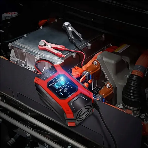 ladowarka-prostownik-do-akumulatora-12v-7a-lcd-hit-stan-nowy-kod-producenta-prostownik-bateria-auto-aku