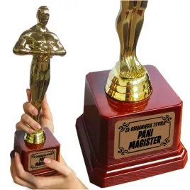 statuetka-figurka-prezent-z-okazji-obrony-pracy-magister-inzynier-doktor
