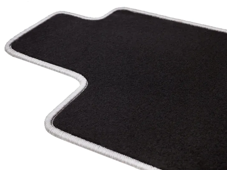 dywaniki-samochodowe-silver-do-bmw-1-e87-hatchback-2004-2011-producent-wielganizator