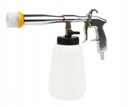 pistolet-do-prania-tapicerki-z-dysza-tsunami