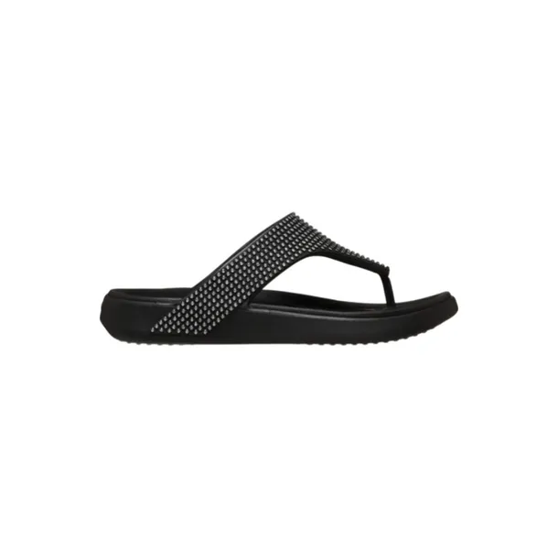 212335001-marka-crocs
