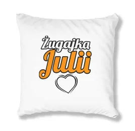 poduszka-biala-pdm-julia-zugaj-01-prezent