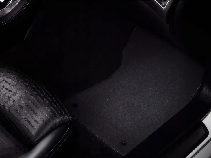 dywaniki-samochodowe-premium-do-bmw-1-e87-hatchback-2004-2011-informacje-dodatkowe-bezzapachowe-mocowania-w-zestawie