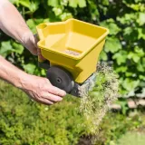 siewnik-reczny-regulacja-ogrodowy-do-siania-trawy-rozsiewacz-nawozu-nasion-marka-gotel